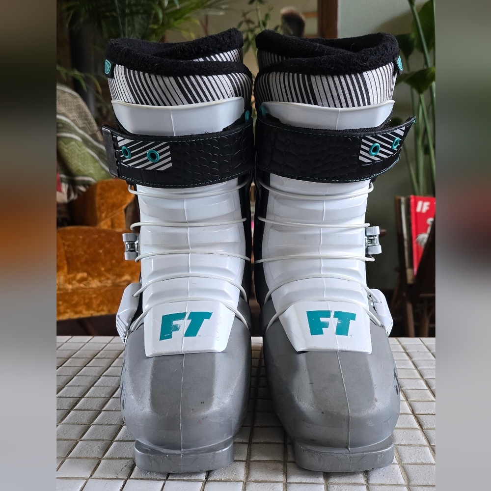 Full Tilt Rumor Womens Ski Boots 25.5